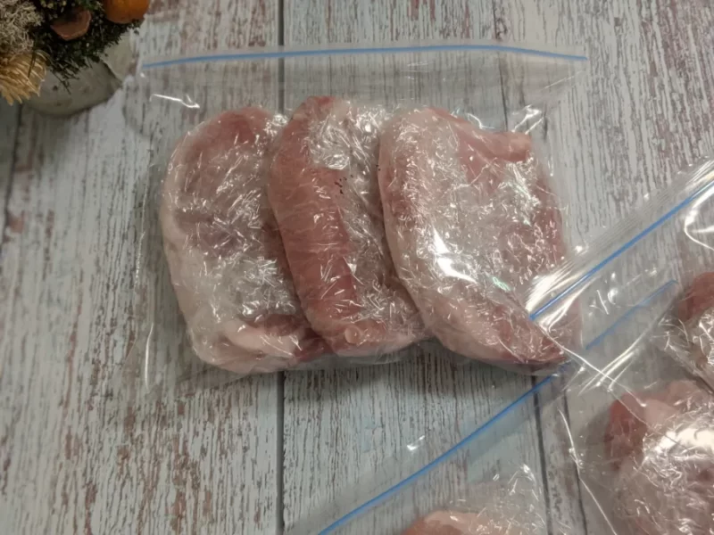 コストコ　三元豚ロースとんかつ　冷凍保存